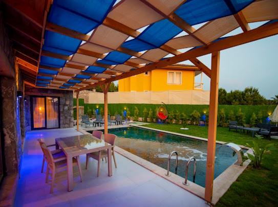 Villa Ege & Villa Yigit & Villa Yagiz - Happy Villalari フェティエ エクステリア 写真